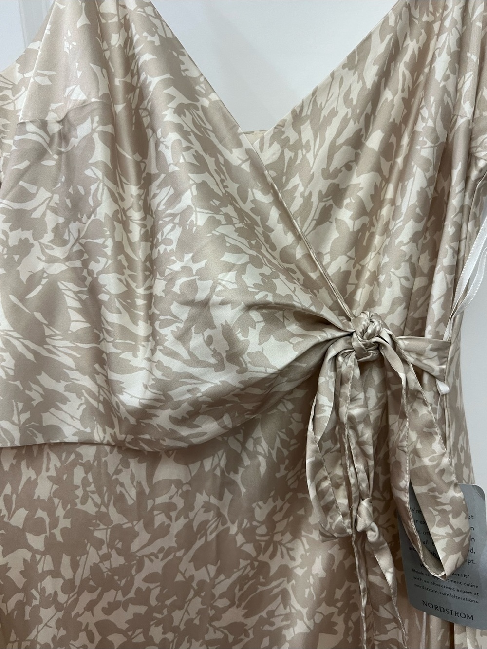 Wayf Neutral Leaf-Print Satin Wrap Dress in Beige and Cream